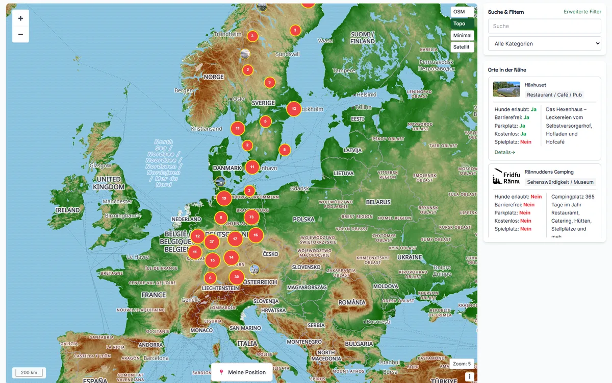 Bildschirmfoto der GeoAtrium Mitmach-Karte: Europakarte mit gebündelten Orten und der Liste „Orte in der Nähe“